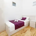 Apartman Sara & Nina *