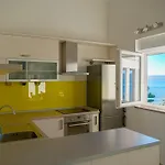 Sara & Nina Apartman Omiš